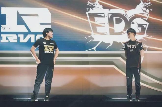 FLY鏖战HLE，Uzi极限生还后反打宿敌对决入围赛，锁定晋级资格的简单介绍